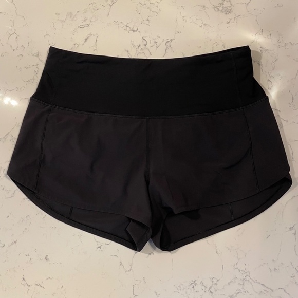 Lululemon Speed Up Short High-Rise *2.5", Black, Size 6 - Picture 3 of 5